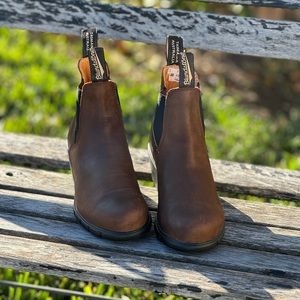 - BLUNDSTONE 🍂Womens US size 7